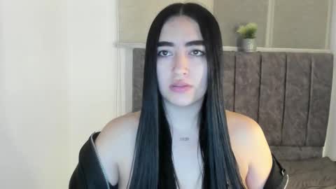 zoe_jones7 online show from 10, 11, 2025