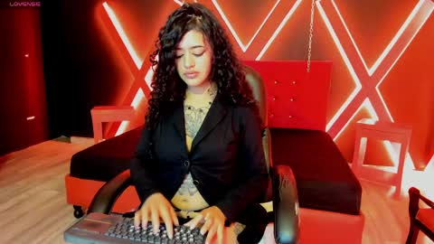 zoe  online show from 10, 4, 2026