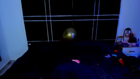 SWEET ZOE online show from 2, 2, 2026