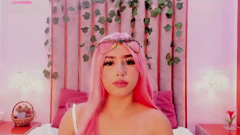 Zoe Monrow online show from 25, 7, 2026