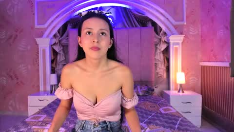 zoe_pettite_ online show from 28, 2, 2025