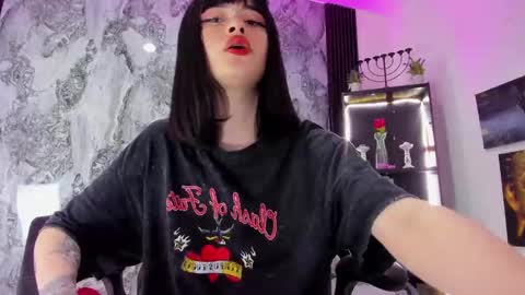 zoe_rosse00 online show from 19, 11, 2025