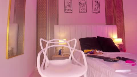 Snapshot of zoe_sky_ chatting on 14, 10, 2025 Hi guys i am Zoe online show from 14, 10, 2025