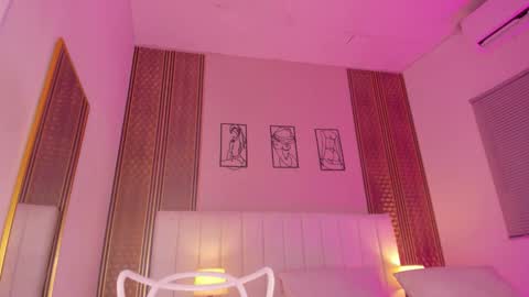 Snapshot of zoe_sky_ chatting on 5, 1, 2026 Hi guys i am Zoe online show from 5, 1, 2026