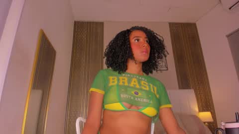 Snapshot of zoe_sky_ chatting on 20, 2, 2026 Hi guys i am Zoe online show from 20, 2, 2026