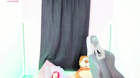 zoe_sullivan_ online show from 31, 12, 2024