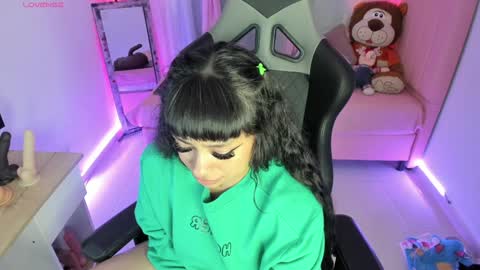 zoe_sullivan_ online show from 25, 1, 2025