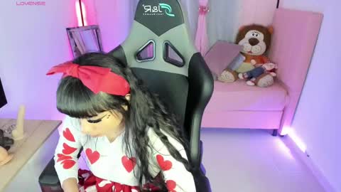 zoe_sullivan_ online show from 14, 2, 2025