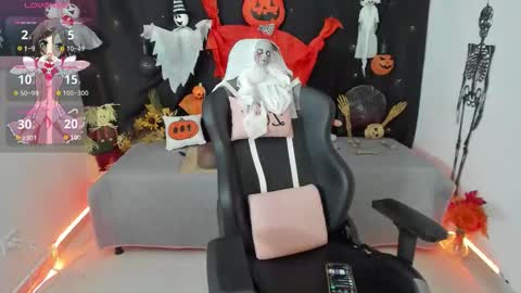 zoe_sullivan_ online show from 9, 10, 2025