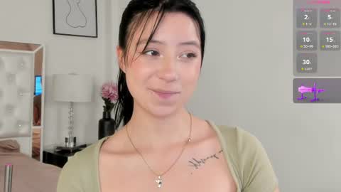 Snapshot of zoe_xra chatting on 10, 7, 2026 Zoe online show from 10, 7, 2026