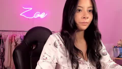 zoecams online show from 11, 3, 2025