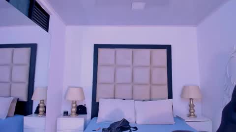 Snapshot of zoecarrter chatting on 13, 9, 2025 Zoecarrter online show from 13, 9, 2025