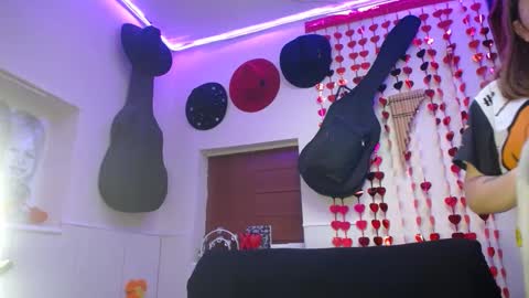 Snapshot of zoee_jhonnyy chatting on 6, 2, 2025 zoee jhonnyy online show from 6, 2, 2025