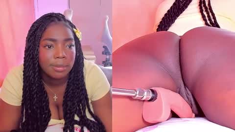 Snapshot of zoeethompson_cm chatting on 19, 4, 2026 online show from 19, 4, 2026