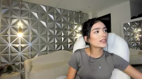 Zoe Rouse online show from 16, 1, 2026