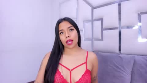 ZoeSwam online show from 14, 2, 2025