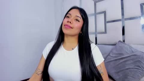 ZoeSwam online show from 19, 9, 2025