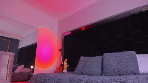 zoevidal_ online show from 30, 1, 2025