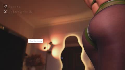 zoevidal_ online show from 23, 2, 2026