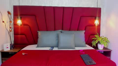 Zoey  Jayden online show from 25, 7, 2026