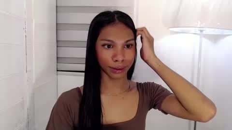 Snapshot of zoeygorgeous19 chatting on 8, 2, 2025 zoey online show from 8, 2, 2025