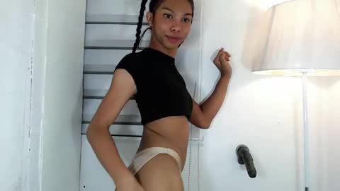 Snapshot of zoeygorgeous19 chatting on 12, 2, 2025 zoey online show from 12, 2, 2025