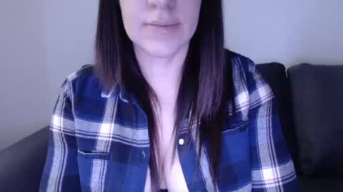 zoibee online show from 4, 12, 2024