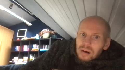 Snapshot of zolexthomas chatting on 16, 12, 2024 zolexthomas online show from 16, 12, 2024