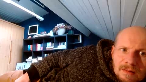 Snapshot of zolexthomas chatting on 3, 1, 2025 zolexthomas online show from 3, 1, 2025