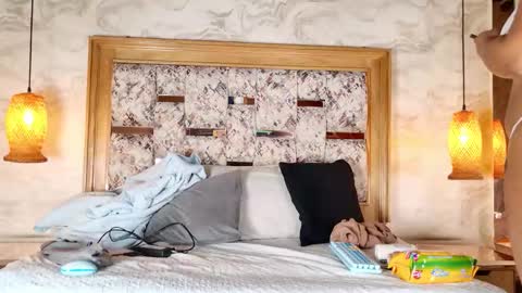 zoley  online show from 19, 11, 2025