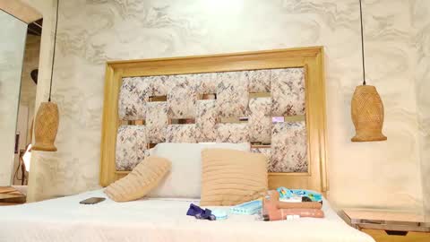 zoley  online show from 16, 12, 2025