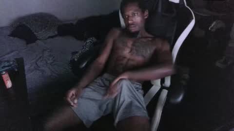 Snapshot of zoneingout chatting on 10, 11, 2025 zoneingout online show from 10, 11, 2025