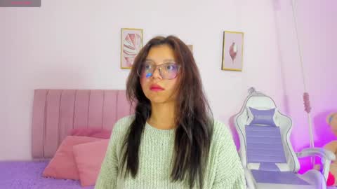 Zoe online show from 9, 4, 2026