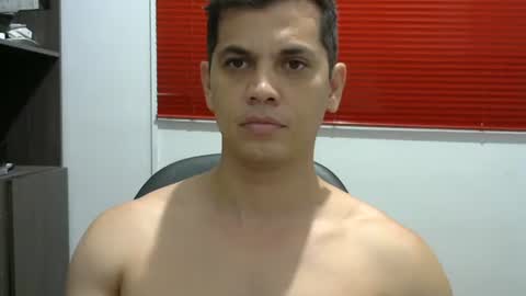 zoro_00 online show from 19, 1, 2026