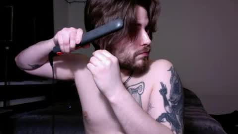 zorvello_83 online show from 14, 4, 2026