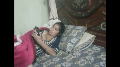 zoyakhan803 online show from 1, 11, 2025