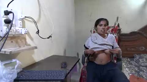 zoyakhan803 online show from 28, 4, 2026