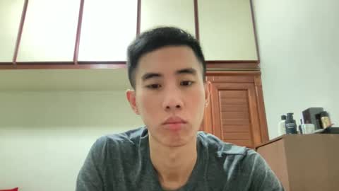 Snapshot of zseszsesz chatting on 2, 12, 2024 Z online show from 2, 12, 2024