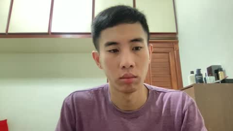 Snapshot of zseszsesz chatting on 8, 12, 2024 Z online show from 8, 12, 2024