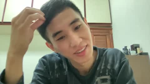 Snapshot of zseszsesz chatting on 15, 12, 2024 Z online show from 15, 12, 2024