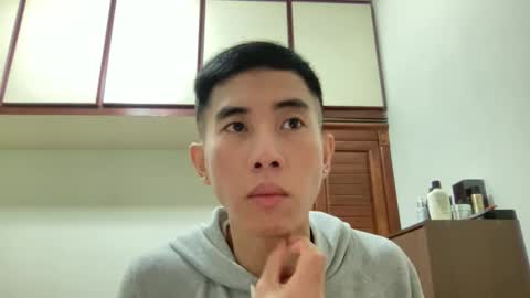 Snapshot of zseszsesz chatting on 22, 12, 2024 Z online show from 22, 12, 2024