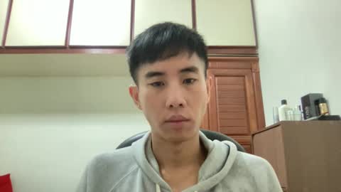 Snapshot of zseszsesz chatting on 3, 2, 2025 Z online show from 3, 2, 2025