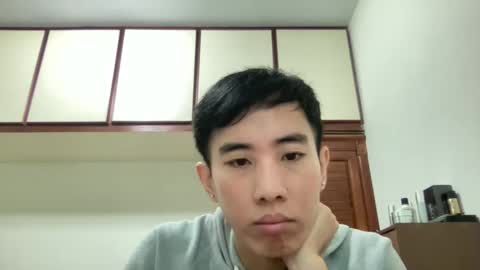 Snapshot of zseszsesz chatting on 22, 2, 2025 Z online show from 22, 2, 2025