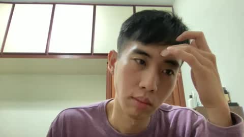 Snapshot of zseszsesz chatting on 8, 3, 2025 Z online show from 8, 3, 2025