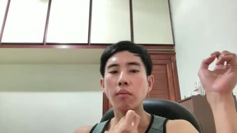 Snapshot of zseszsesz chatting on 19, 10, 2025 Z online show from 19, 10, 2025