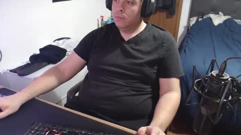 Snapshot of zuheyla26 chatting on 3, 2, 2026 Zuheyla online show from 3, 2, 2026