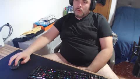 Snapshot of zuheyla26 chatting on 7, 4, 2026 Zuheyla online show from 7, 4, 2026