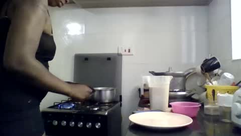 zurivelvetstudio online show from 15, 1, 2026