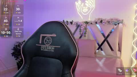 Snapshot of zury_tay chatting on 20, 4, 2026 ZURY online show from 20, 4, 2026