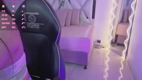 Snapshot of zury_tay chatting on 23, 4, 2026 ZURY online show from 23, 4, 2026